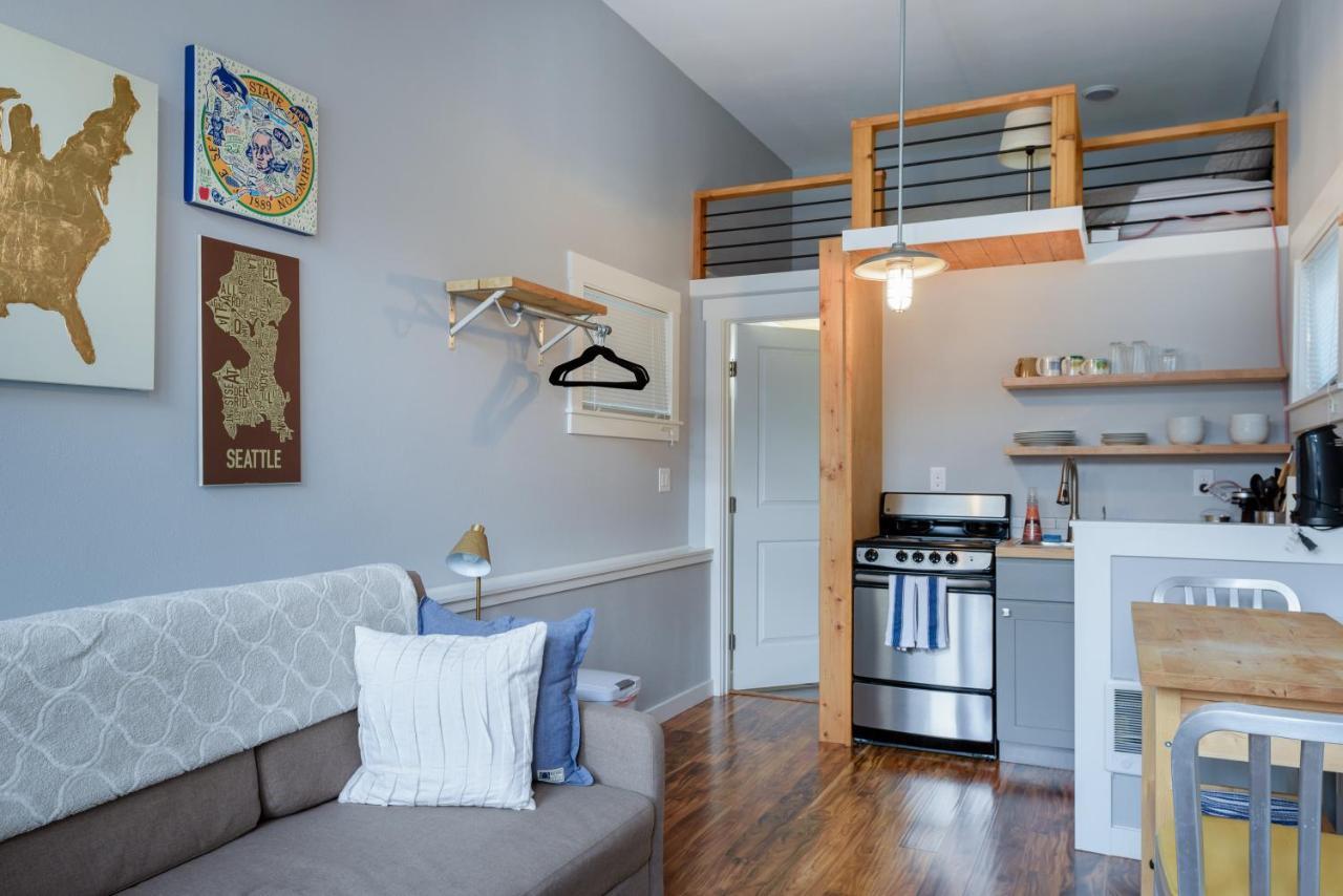 Tiny House By Kabino Mini Modern Tiny Home Heart Of Green Lake Pet Friendly Wifi Loft Up Ladder Plus Sleeper Sofa Σιάτλ Εξωτερικό φωτογραφία